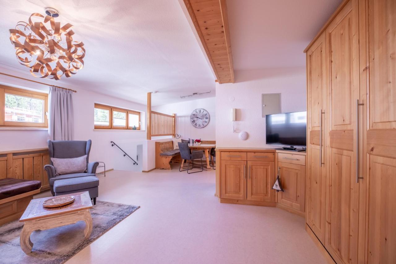 Haus Praxmarer Apartment Sankt Anton am Arlberg Exterior photo